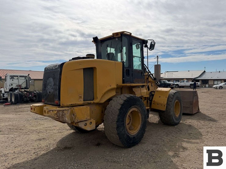 2005-caterpillar-930g-image-4