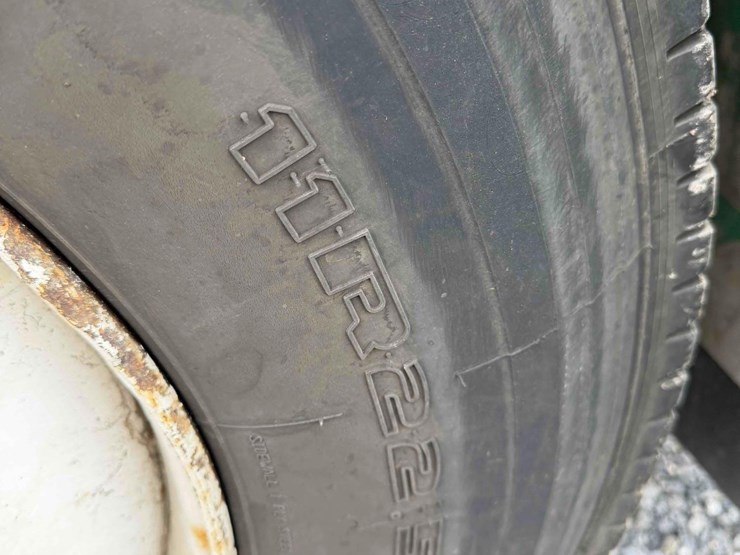 2013-hino-338-image-9