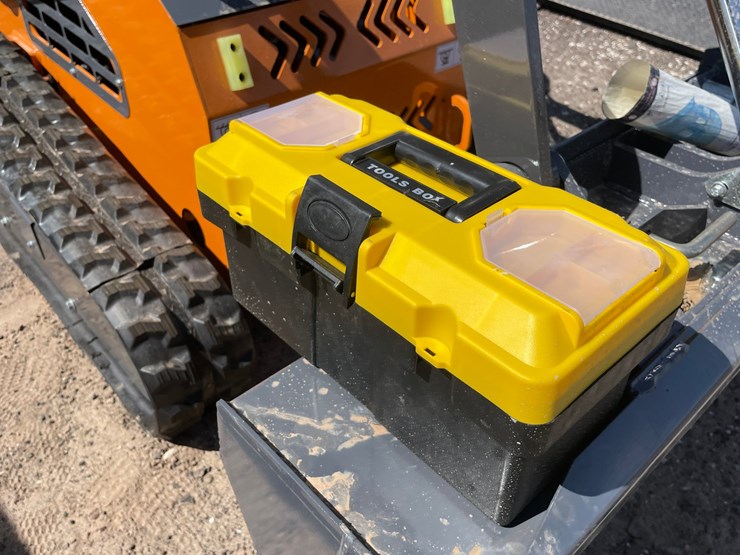 #2067-•-unused-2026-landhonor-mini-skid-steer-loader-image-24