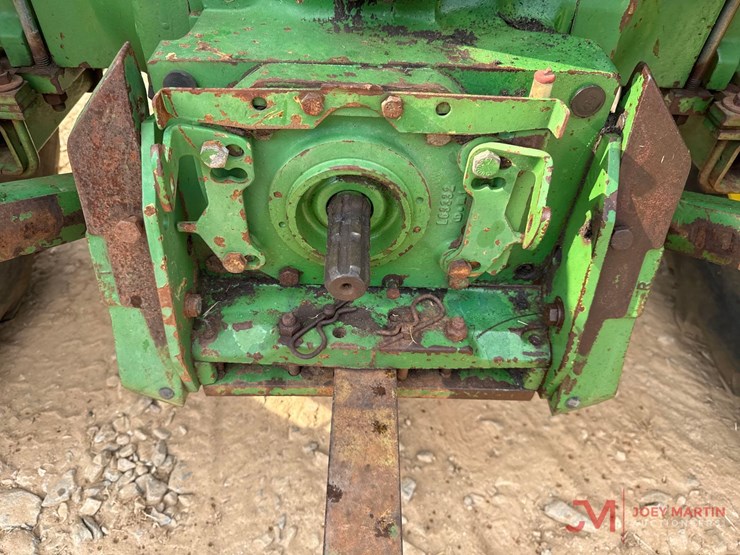 john-deere-2355-image-13