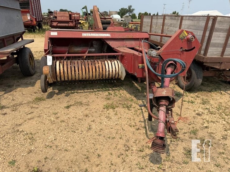case-ih-425-image-2