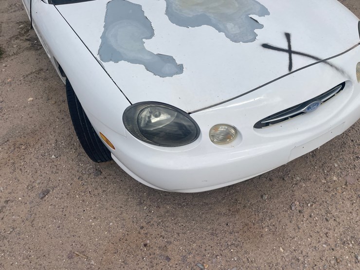 #1885-•-1999-ford-taurus-se-4-door-sedan-(has-nm-title)-(offsite-at-nmsu)-image-14
