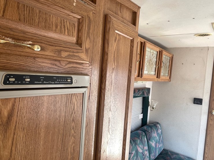 #1858-•-1994-fleetwood-travel-trailer-(has-nm-title)-image-166