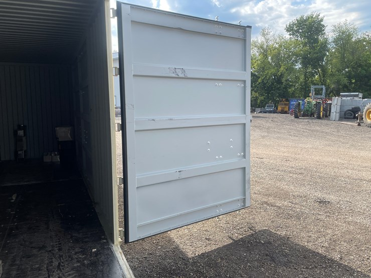 #2414-•-40'-high-cube-multi-door-container-image-12