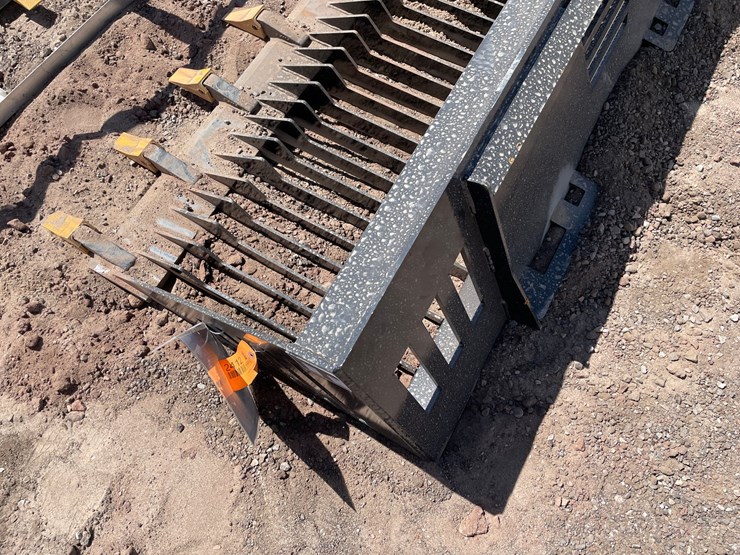 #2412-•-unused-2026-landhonor-skid-steer-rock-bucket-attachment-image-5