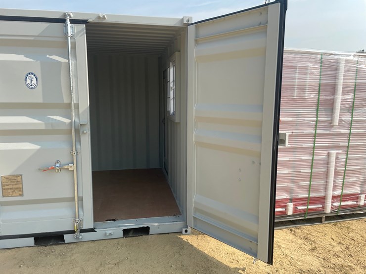 #2529-•-9'-container-office-image-15