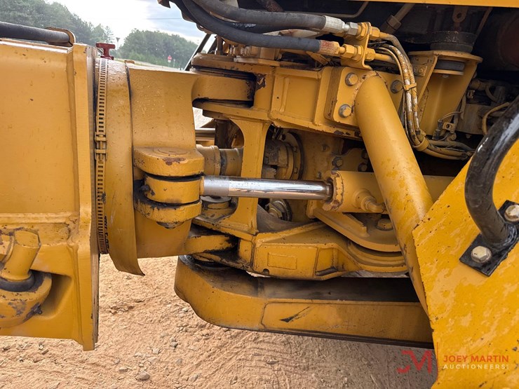 2001-caterpillar-730-image-21