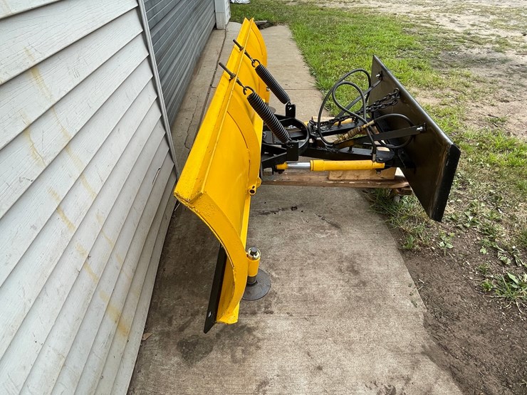 #511-•-meyers-7'-6"-skid-steer-mount-snow-plow-(eau-claire,-wi)-image-4
