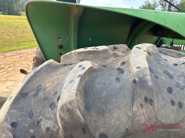 john-deere-2355-image-14