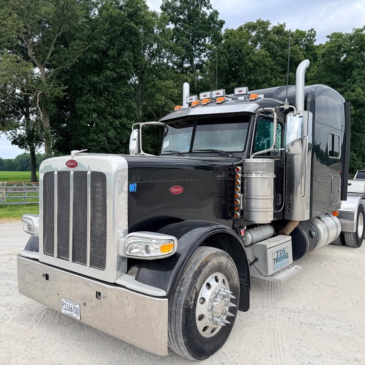 2014 PETERBILT 389