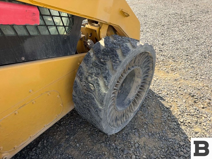 caterpillar-272c-image-29