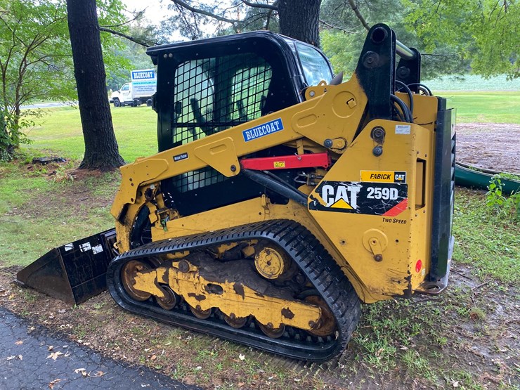 2019-caterpillar-259d-image-10