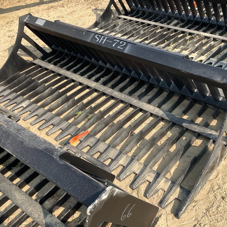 #2527 • Greatbear Skid Steer Rock Bucket Attachment