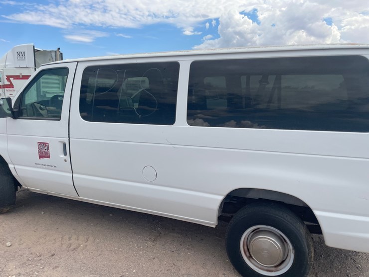 2000-ford-e350-image-6