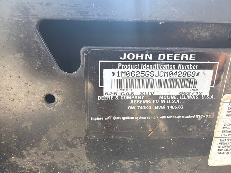2012-john-deere-gator-image-11