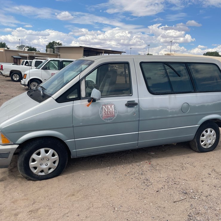 #1882 • 1992 Ford Aerostar XL Passenger Van (Has NM Title) (Offsite at NMSU)
