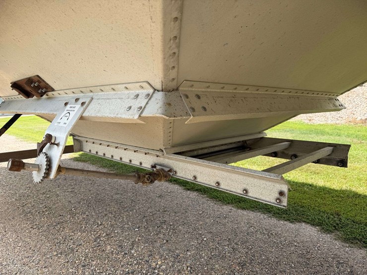 2011-stoughton-trailer-image-20