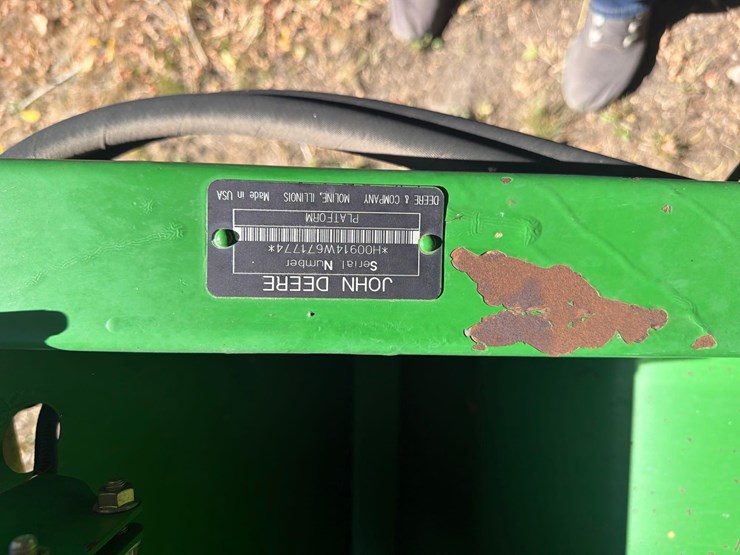 john-deere-914-header-image-15
