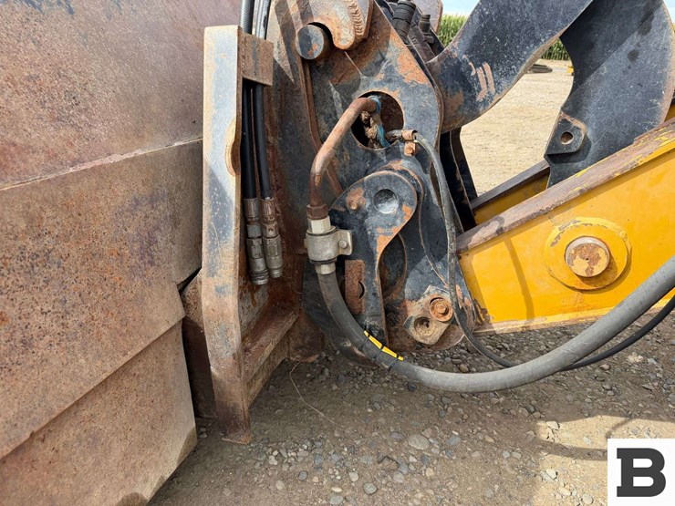 2005-caterpillar-930g-image-12