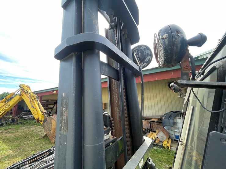 #135-•-clark-forklift-(shawano,-wi)-image-16