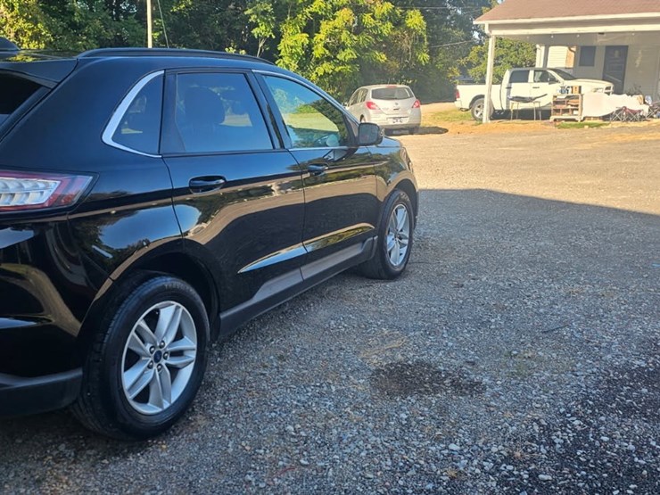 2018-ford-edge-sel-image-7