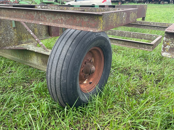 #2974-•-round-bale-wagon-image-8
