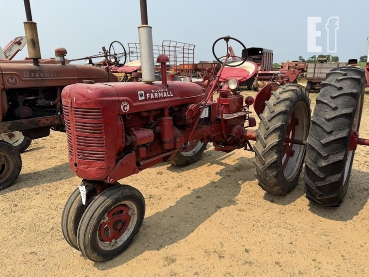 1954-farmall-super-c-image-3