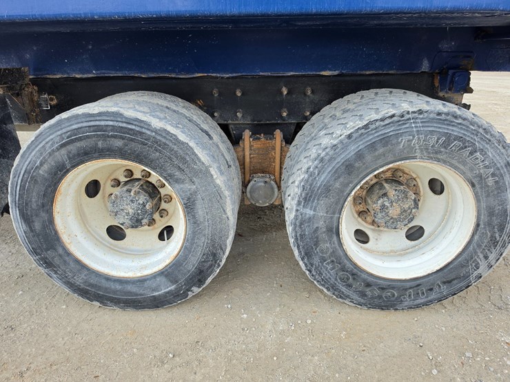 #25404-•-2003-mack-cv713-granite-tandem-axel-dump-truck-image-101