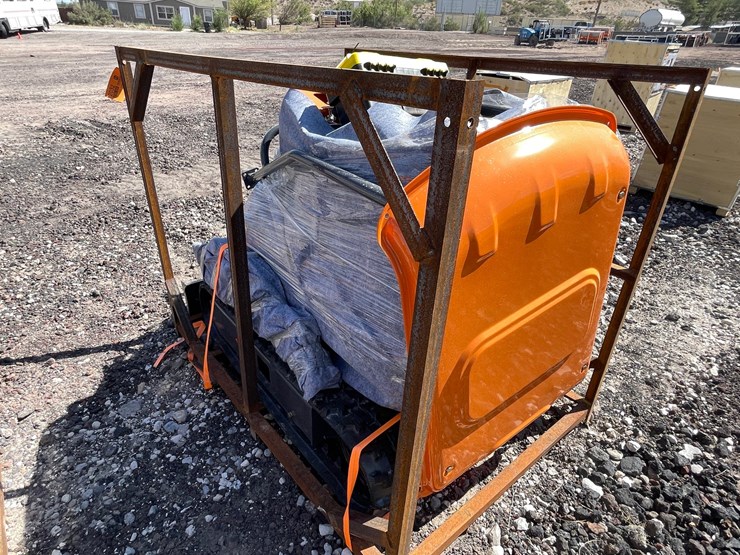 #2032-•-unused-2026-landhonor-mini-excavator-image-11