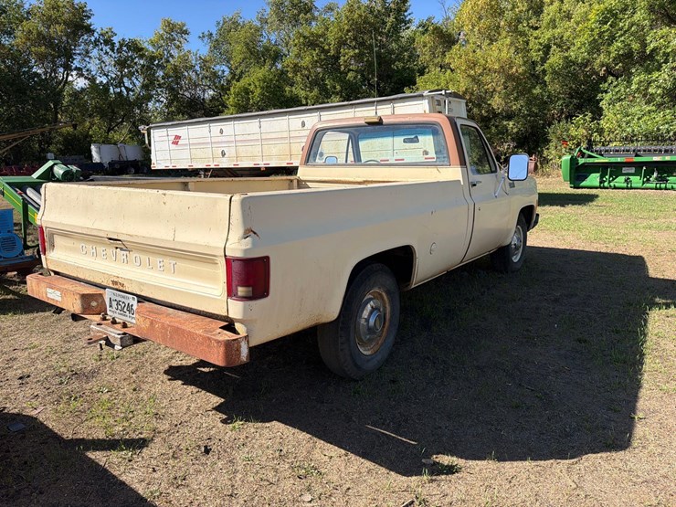 1975-chevrolet-350-custom-deluxe-20-pickup-image-5