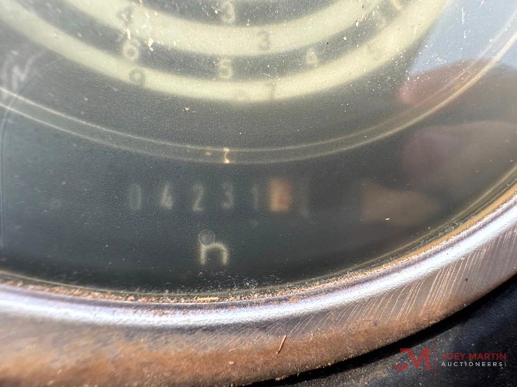 john-deere-2355-image-19