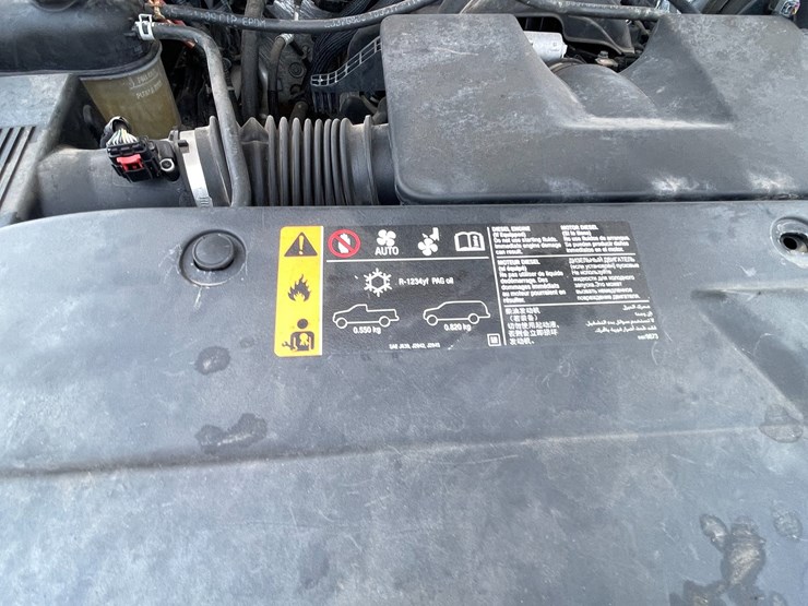 #1864-•-2018-chevy-work-truck-(has-nm-title)-image-95
