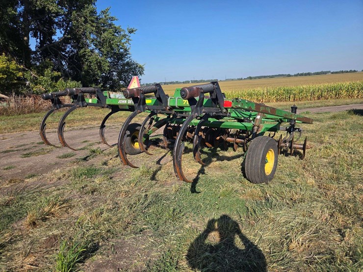 john-deere-714-image-15