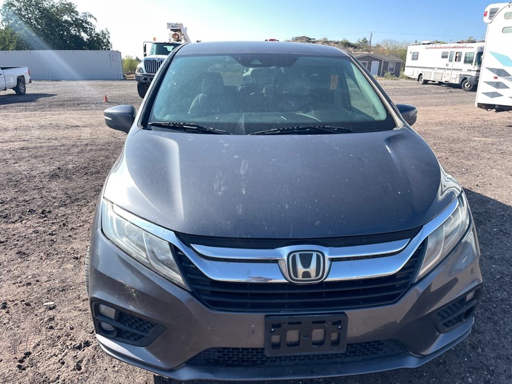 2018-honda-odyssey-image-16