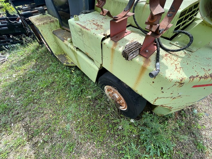 #135-•-clark-forklift-(shawano,-wi)-image-21