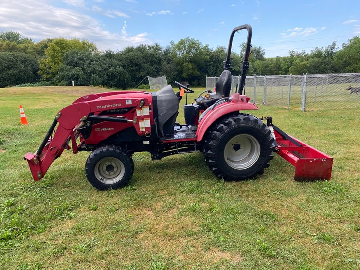 mahindra-1538-hst-image-8
