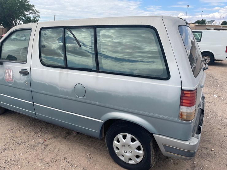 #1882-•-1992-ford-aerostar-xl-passenger-van-(has-nm-title)-(offsite-at-nmsu)-image-6