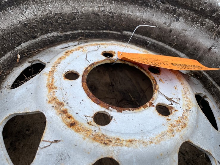 #5088-•-(2)-sure-trail-st-tires-image-7