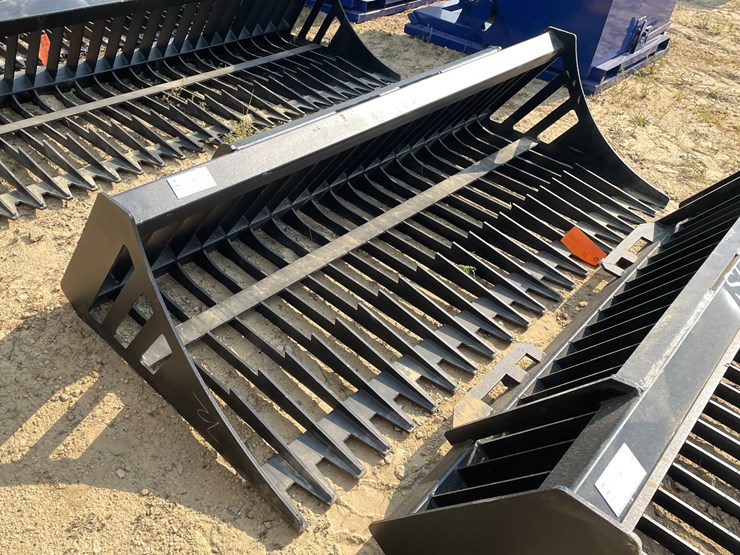 #2527-•-greatbear-skid-steer-rock-bucket-attachment-image-3