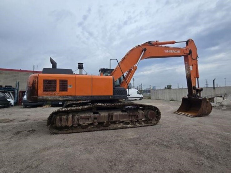 2016-hitachi-zx350-lc-image-6