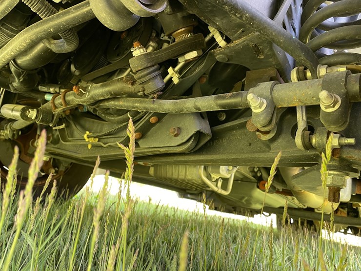 2021-ford-e350-image-91