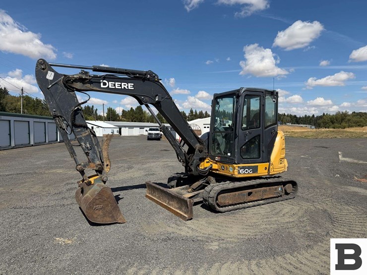 2016-deere-60g-image-1