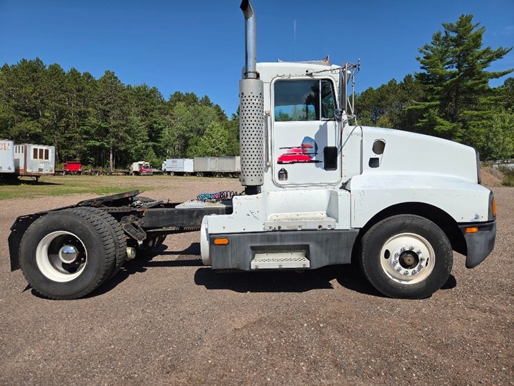 1988-kenworth-t600-image-4