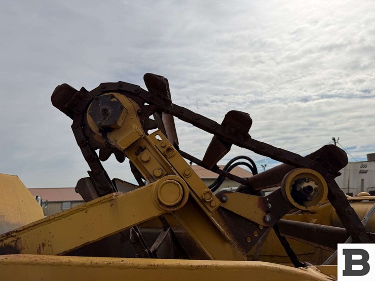 caterpillar-613b-image-34