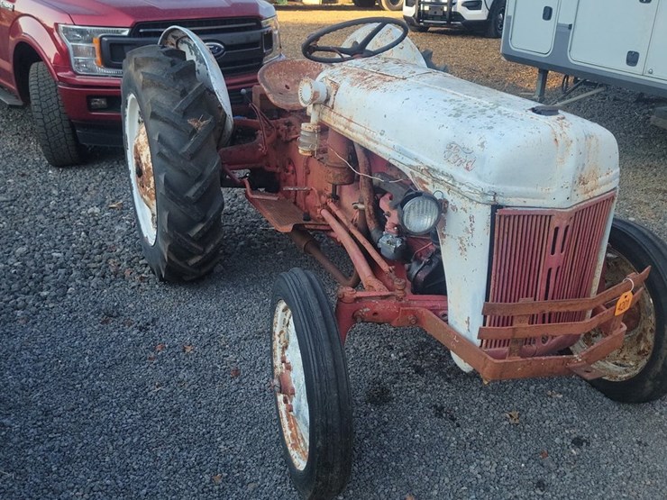ford-8n-image-3