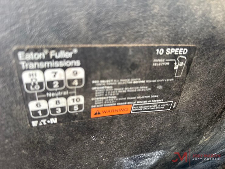 2014-international-durastar-4400-image-30