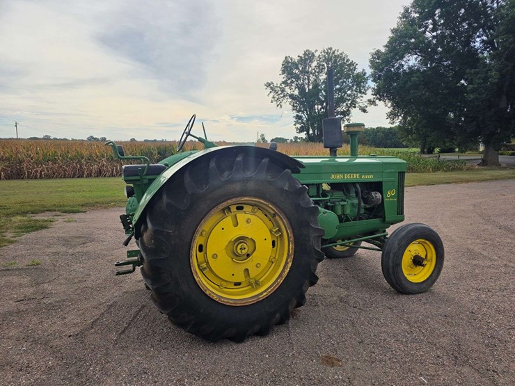 1955-john-deere-80-image-11