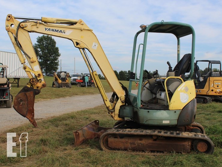 yanmar-vio35-2-image-2