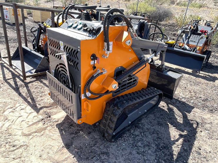 #2065-•-unused-2026-landhonor-mini-skid-steer-loader-image-5