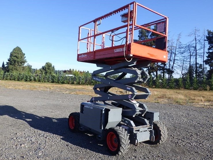 skyjack-sj6826rt-image-7